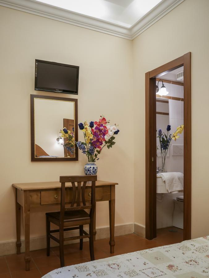 Hotel 4 Coronati Rome Extérieur photo